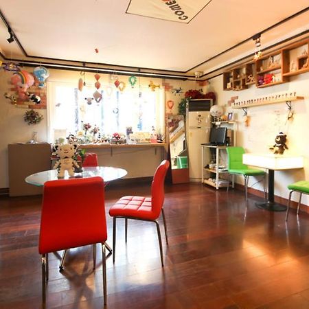 Comeinn Guesthouse Hongdae - Female Only Сеул Екстериор снимка