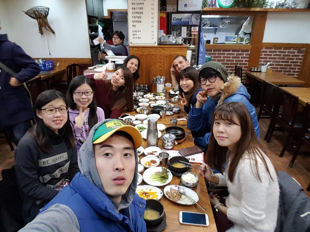 Comeinn Guesthouse Hongdae - Female Only Сеул Екстериор снимка