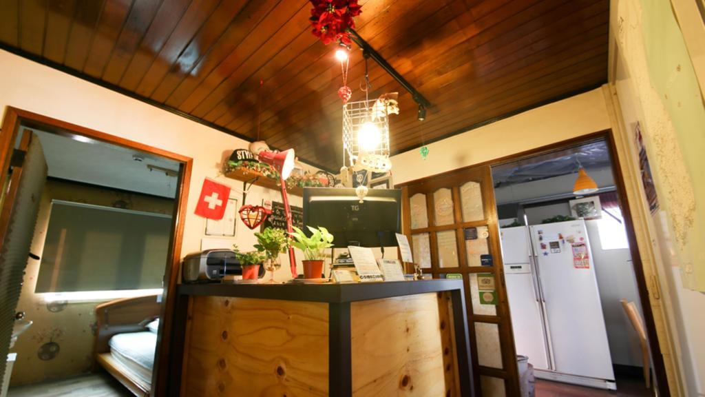 Comeinn Guesthouse Hongdae - Female Only Сеул Екстериор снимка