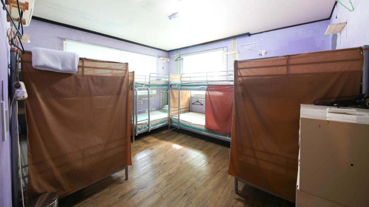 Comeinn Guesthouse Hongdae - Female Only Сеул Екстериор снимка
